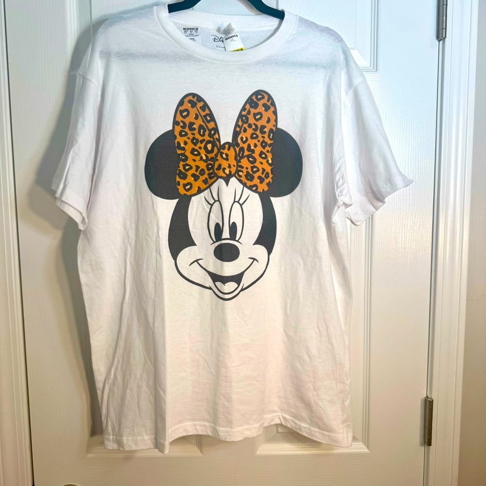 NWOT. Disney Zuni sportswear Minnie Mouse Minnie Face w/ Leopard bow Size Large